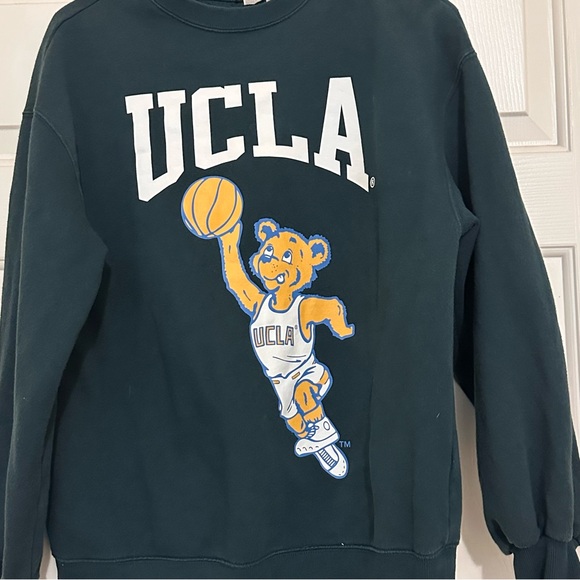 H&M NCAA UCLA Dark Green Unisex Crewneck Sweatshirt Size Small S - Picture 2 of 7